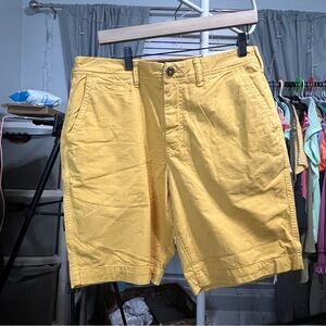 American Eagle 🦅 Yellow Men's Shorts